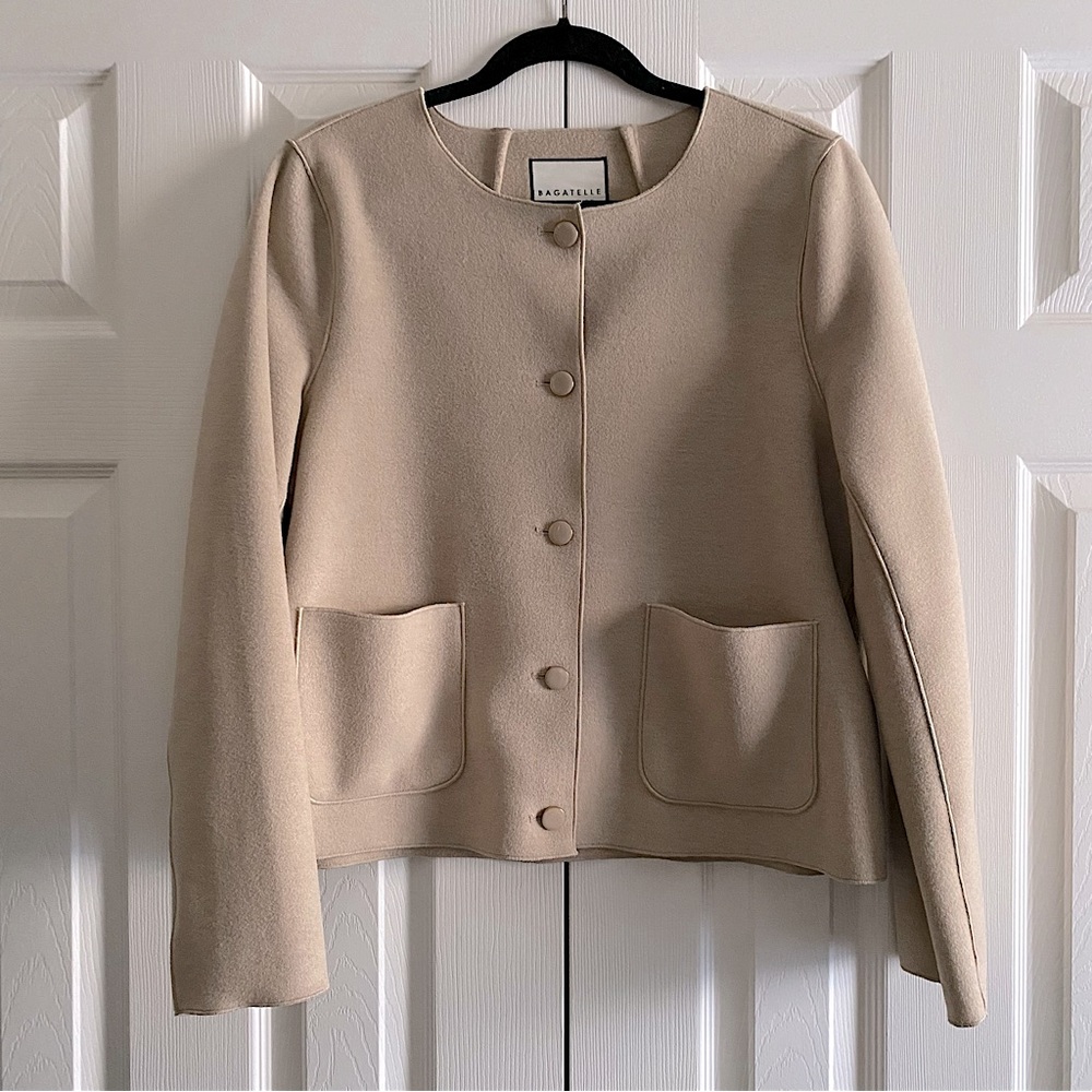 BAGATELLE NEW YORK LUXE DOUBLE FACED COLLARLESS JACKET CAREER NEUTRAL Tan L